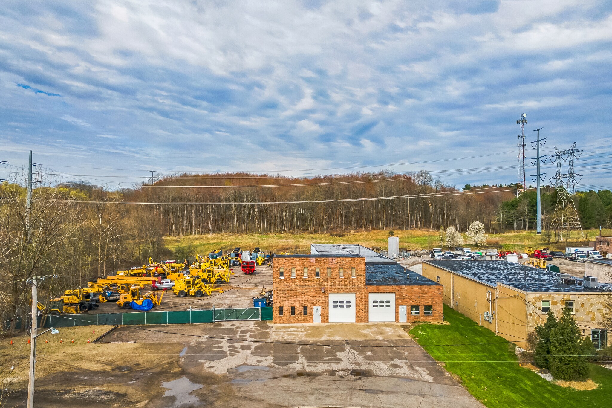 7730 Bond St, Glenwillow, OH à vendre Photo principale– Image 1 sur 4