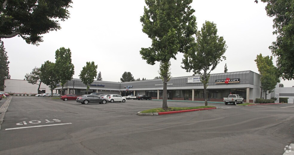 6001-6049 Slauson Ave, Commerce, CA à louer - Photo de l’immeuble – Image 2 sur 26