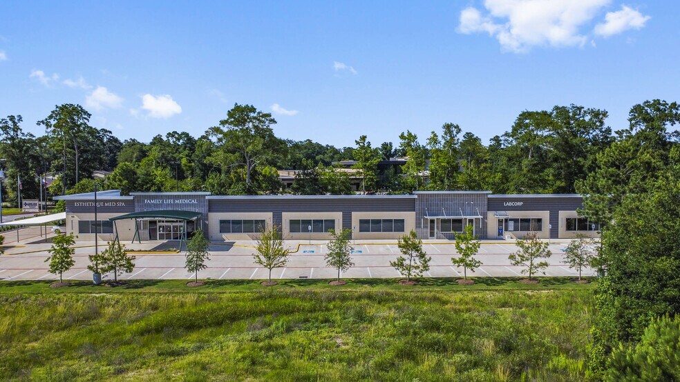 603 S Conroe Medical Dr, Conroe, TX à louer - Photo principale – Image 1 sur 9