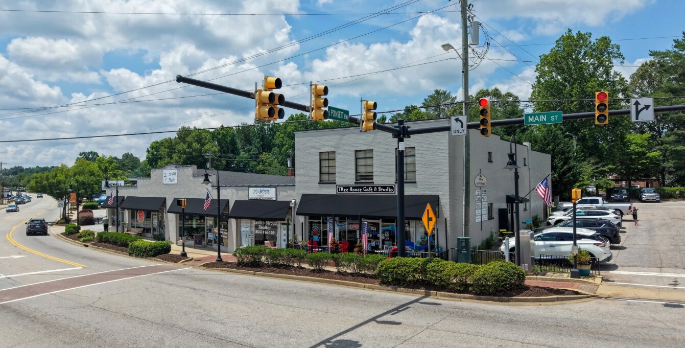 27 S Main St, Travelers Rest, SC à vendre Photo de l’immeuble– Image 1 sur 4