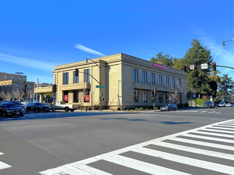 200 Kentucky St, Petaluma, CA à louer - Photo de l’immeuble – Image 2 sur 6