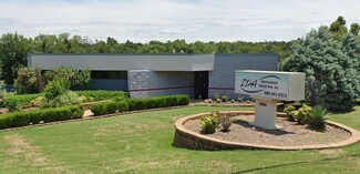 Plus de détails pour 4900 N Lincoln Blvd, Oklahoma City, OK - Bureau à louer