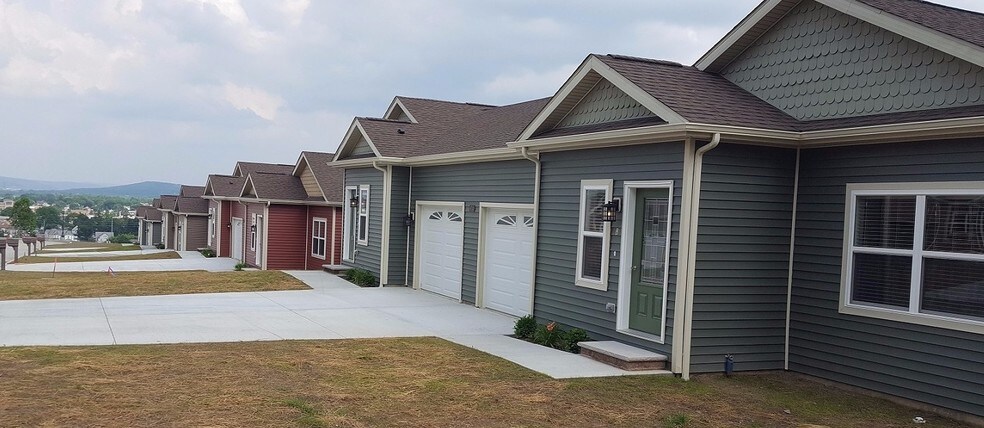 525 Franklin St, Endicott, NY à vendre - Photo de l’immeuble – Image 2 sur 8