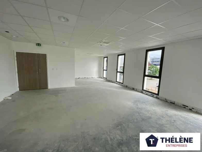 Bureau dans Montpellier à louer - Photo de l’immeuble – Image 2 sur 11