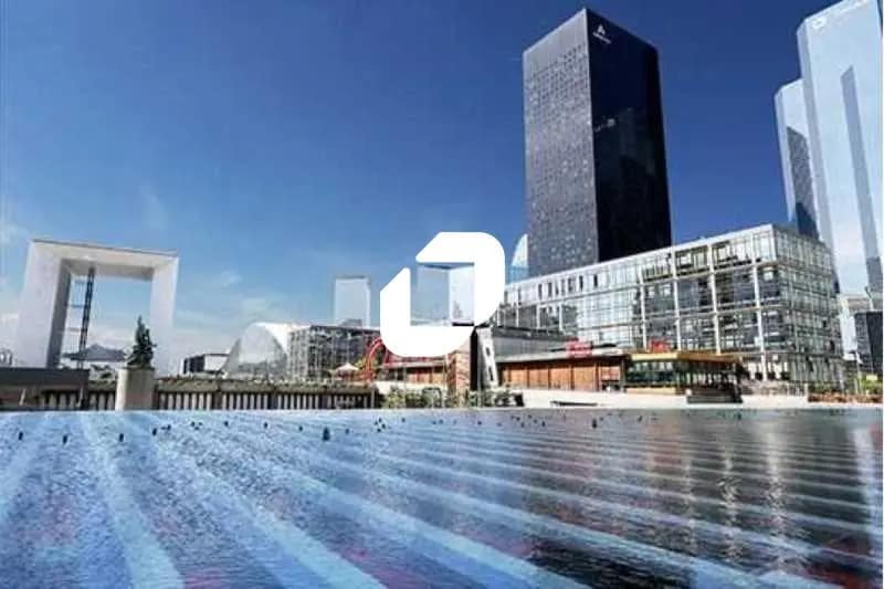 Bureau dans Courbevoie à louer Photo de l’immeuble– Image 1 sur 11