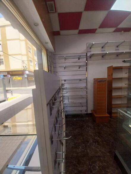 Local commercial dans El Ejido, Almería à louer - Photo intérieure – Image 3 sur 11