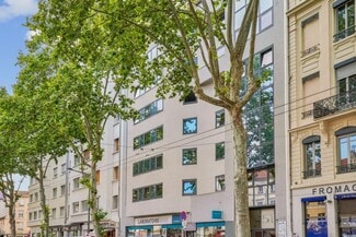 Plus de détails pour 51 Avenue Jean Jaurès, Lyon - Bureau à louer