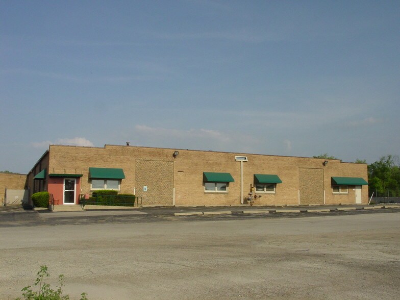 315 N 9th St, St Charles, IL à louer - Photo principale – Image 1 sur 3