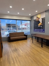 139-27 Queens Blvd, Jamaica, NY à louer Photo intérieure– Image 1 sur 5