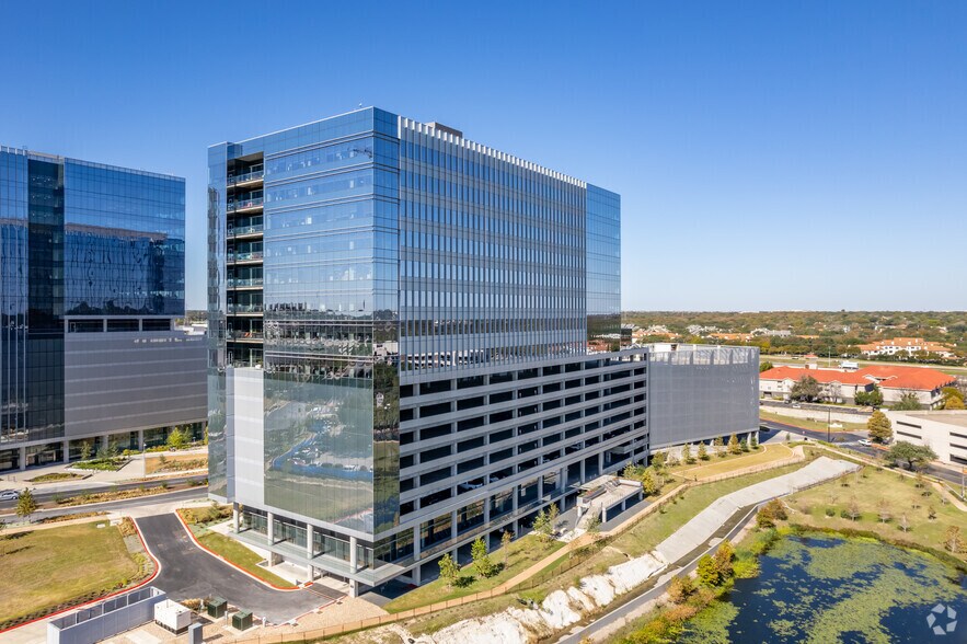 11815 Alterra Pky, Austin, TX à louer - Photo de l’immeuble – Image 2 sur 4
