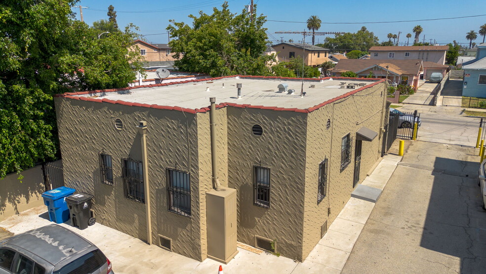 820 W 95th St, Los Angeles, CA à vendre - Photo de l’immeuble – Image 3 sur 19