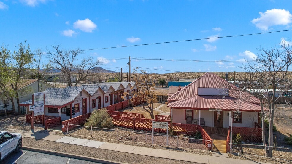 Small Business Complex - Commerce