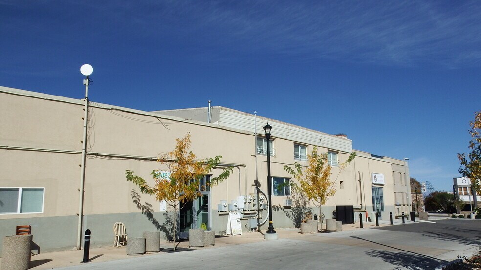 25 W Main St, Vernal, UT à vendre - Photo de l’immeuble – Image 3 sur 17