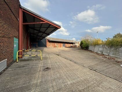 1 Old Oak Ln, Londres à louer - Photo de l’immeuble – Image 2 sur 6