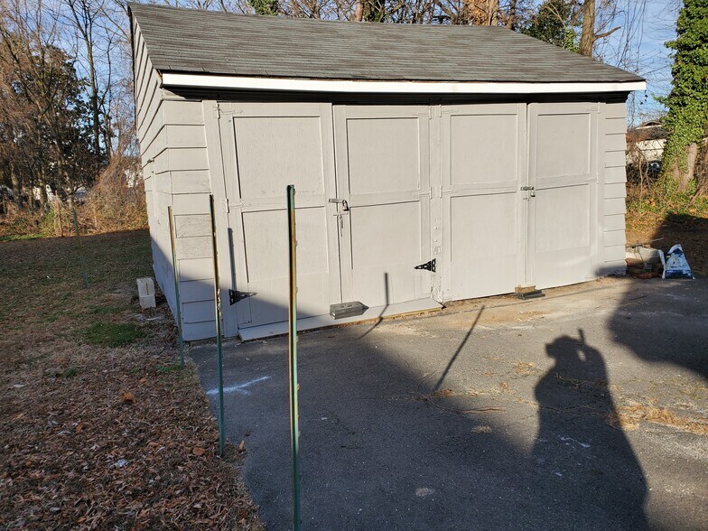 2108 Nottingham Way, Hamilton, NJ à louer - Photo de l’immeuble – Image 3 sur 4