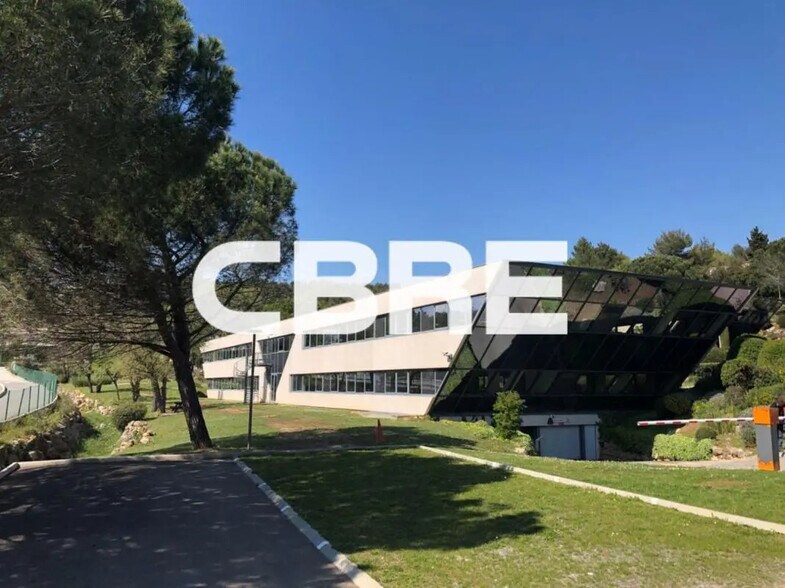 Bureau dans SOPHIA ANTIPOLIS à louer - Photo de l’immeuble – Image 1 sur 5