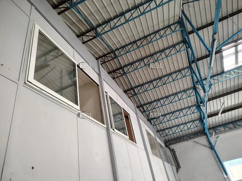 Local d’activités dans Noisy-le-Sec à louer - Photo intérieure – Image 2 sur 7