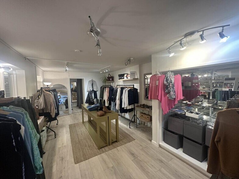 Digbeth St, Stow On The Wold à louer - Photo de l’immeuble – Image 3 sur 9