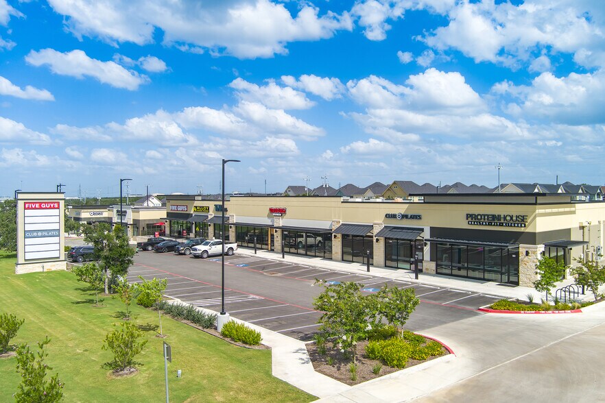 12016 Alamo Ranch Pky, San Antonio, TX à vendre - Photo de l’immeuble – Image 3 sur 11