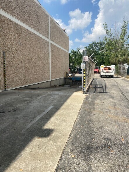 4495 36th St, Orlando, FL à louer - Photo de l’immeuble – Image 3 sur 17