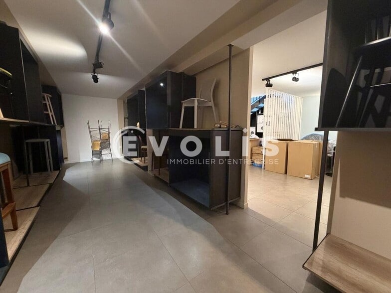 Bureau dans Ivry-sur-Seine à vendre - Photo intérieure – Image 2 sur 16