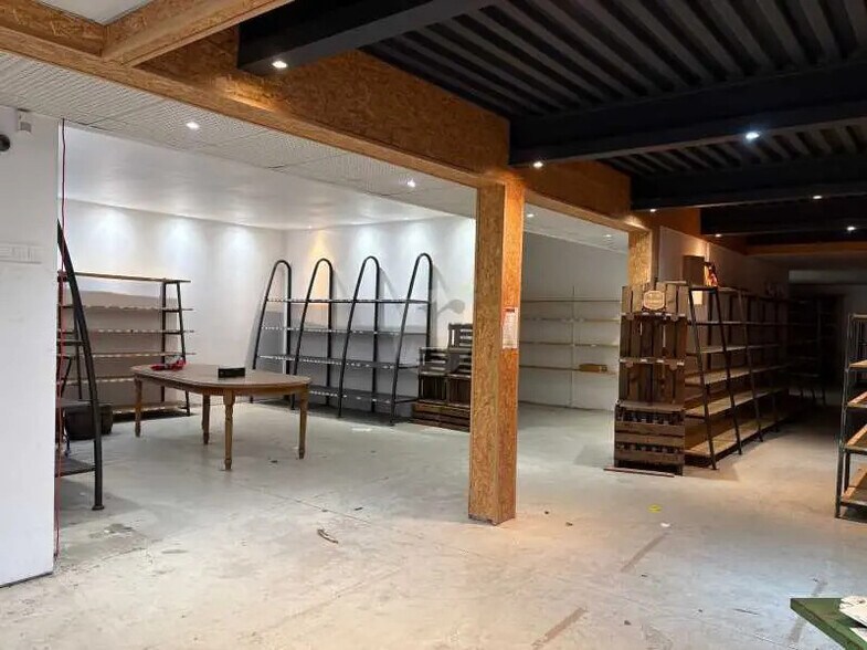 Local commercial dans Lambersart à louer - Photo de l’immeuble – Image 3 sur 4