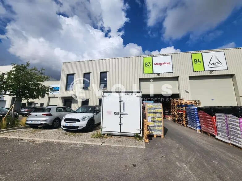 55 Rue Emile Zola, Décines-Charpieu à louer - Photo de l’immeuble – Image 3 sur 22