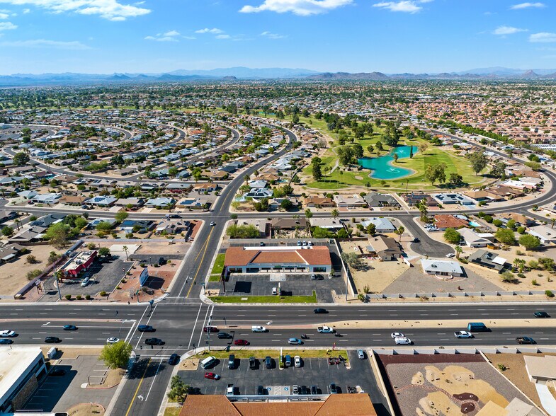 9420 W Bell Rd, Sun City, AZ à vendre - Photo de l’immeuble – Image 3 sur 3