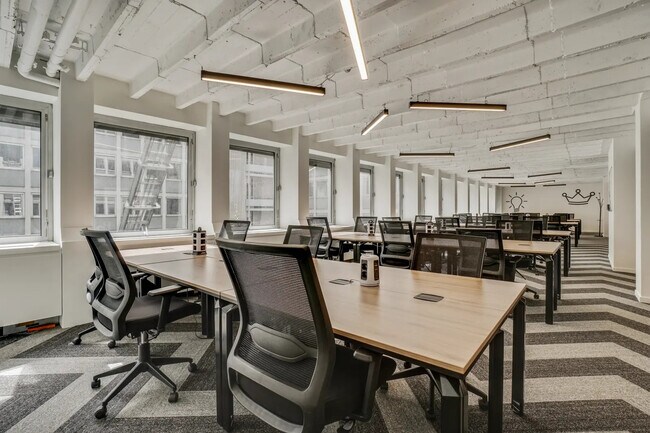 Plus de détails pour 89 Rue Du Faubourg Saint-Honoré, Paris - Coworking à louer