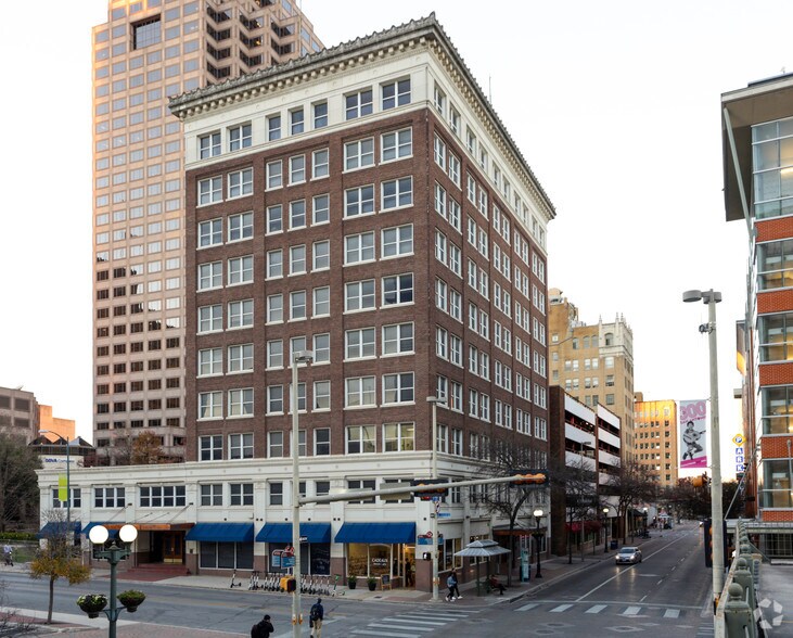 405-419 N Saint Marys St, San Antonio, TX à louer - Photo principale – Image 1 sur 41