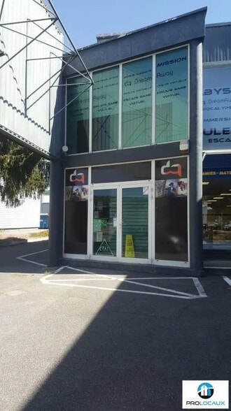 Local commercial dans Epagny Metz-Tessy à louer - Photo de l’immeuble – Image 3 sur 6