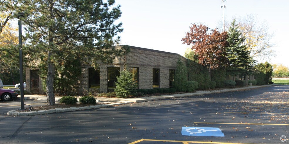 1300 N Skokie Hwy, Gurnee, IL à louer - Photo de l’immeuble – Image 3 sur 3