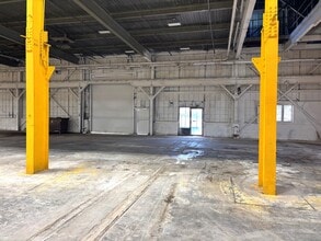 150 E Aurora St, Waterbury, CT à louer Photo intérieure– Image 1 sur 7