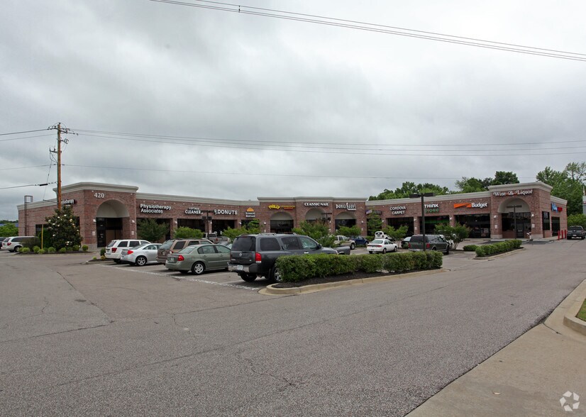 420 S Germantown Pky, Cordova, TN à louer - Photo principale – Image 1 sur 6