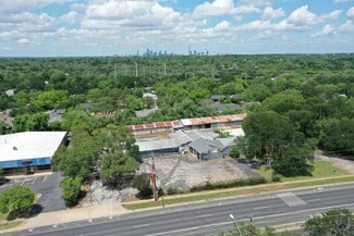 Plus de détails pour 1500 Stassney Ln, Austin, TX - Local d'activités à louer