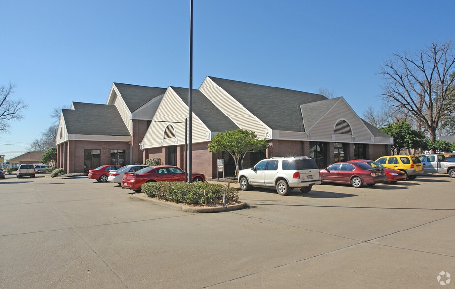 4300 Youree Dr, Shreveport, LA à louer - Photo principale – Image 1 sur 36