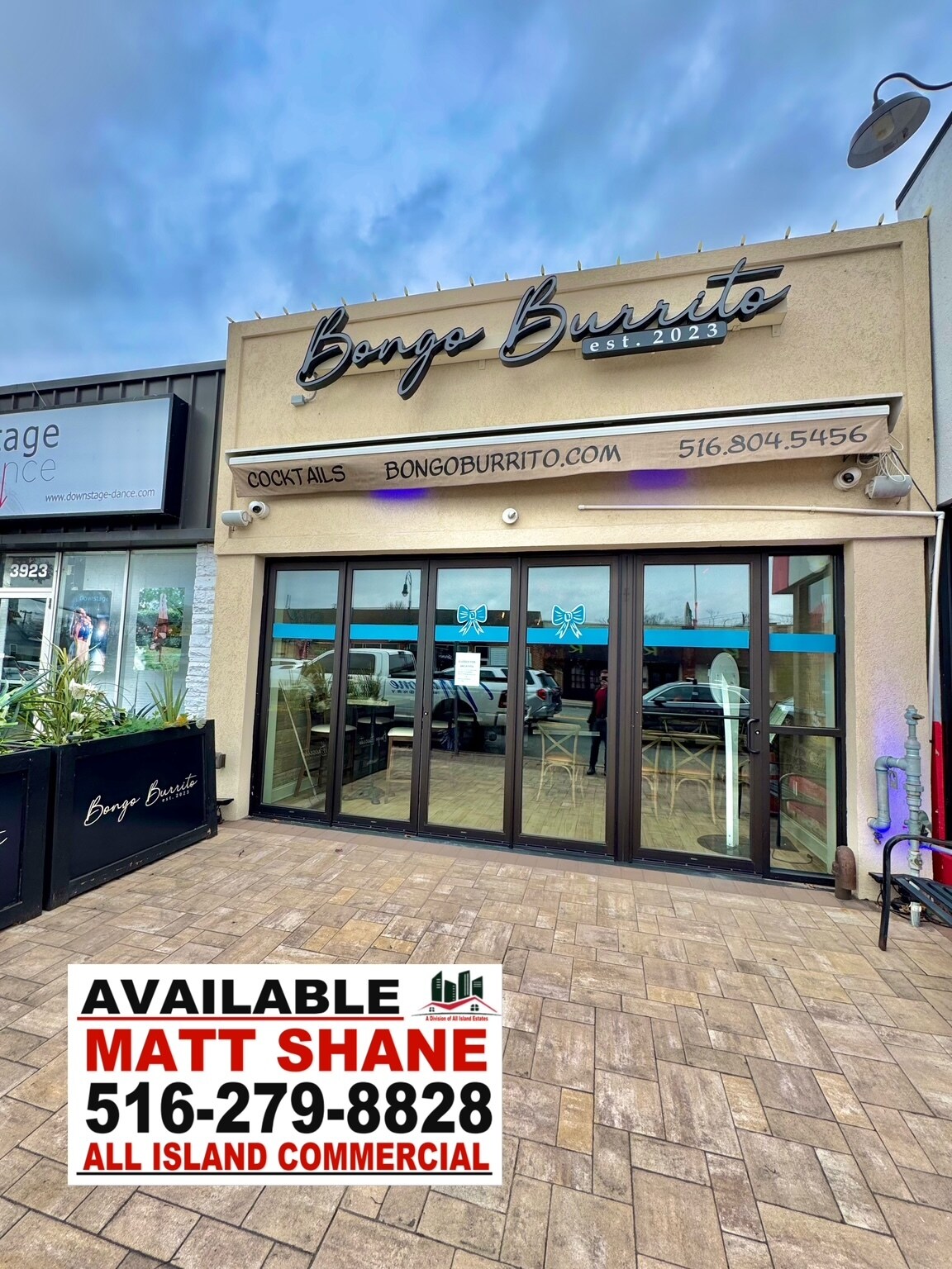 3925 Merrick Rd, Seaford, NY à vendre Photo de l’immeuble– Image 1 sur 26