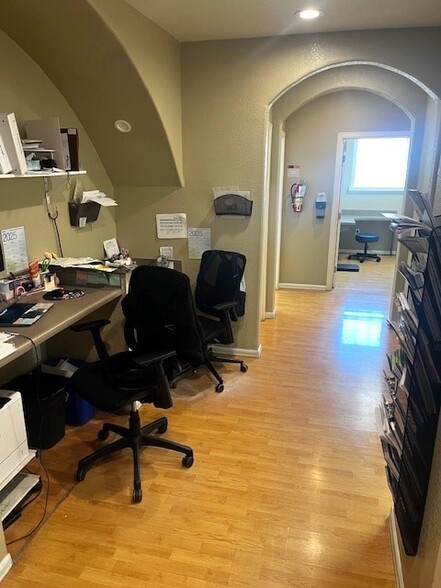 7386 Barlite Blvd, San Antonio, TX à vendre - Photo de l’immeuble – Image 3 sur 8