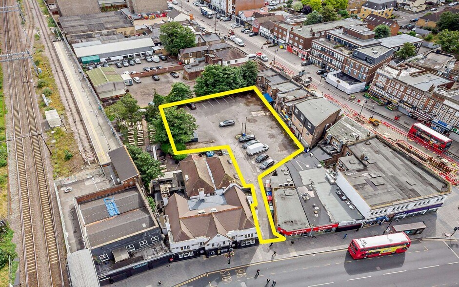 143 South St, Romford à vendre - Aérien – Image 3 sur 7