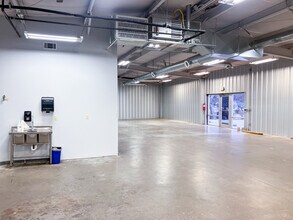 908 SE 21st St, Bentonville, AR à louer Photo intérieure– Image 2 sur 3