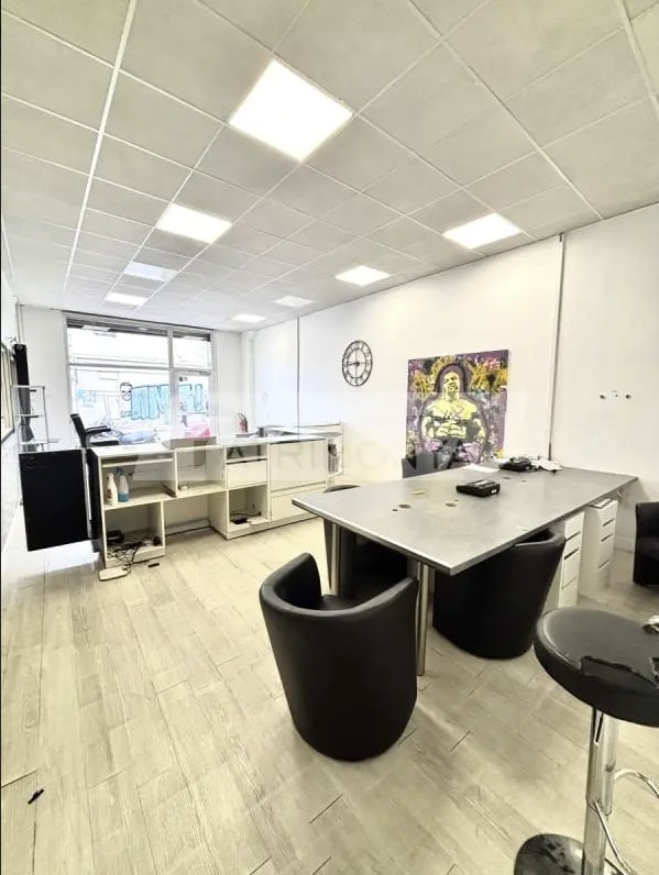 Plus de détails pour 24 Boulevard De Saint Loup, Marseille - Logement à vendre