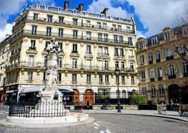 Plus de détails pour 5 Rue La Bruyère, Paris - Bureau à louer