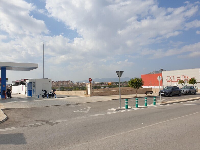 Terrain dans Petrer, Alicante à vendre - Photo de l’immeuble – Image 2 sur 11