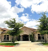 8994 Tour Dr, McKinney, TX à louer Photo de l’immeuble– Image 2 sur 5