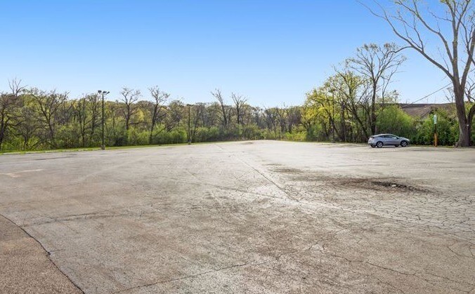 241 S Milwaukee Ave, Wheeling, IL à vendre - Autre – Image 2 sur 6