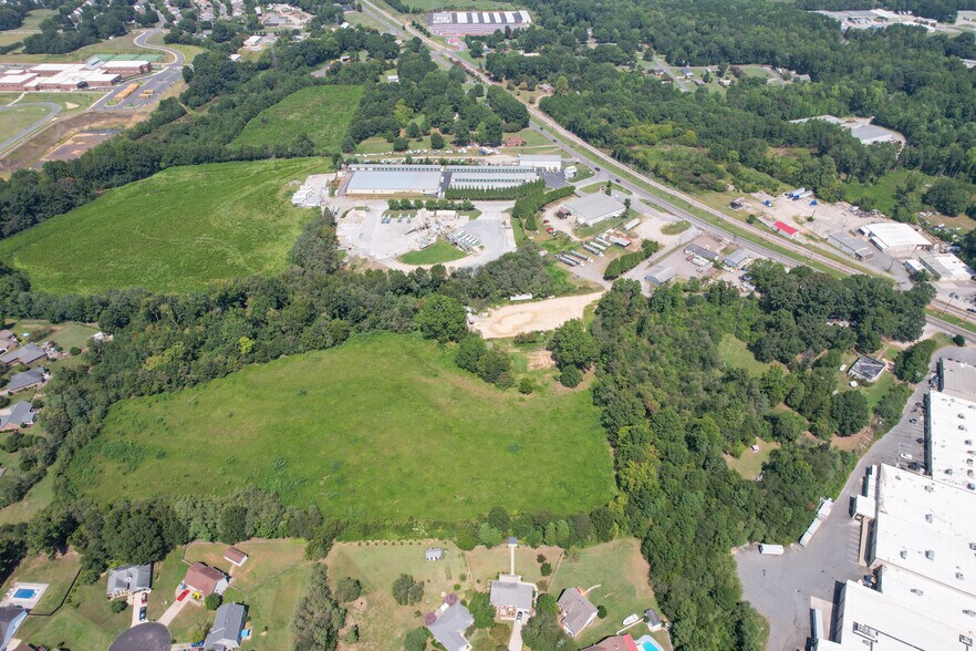 2424 Statesville Hwy, Mooresville, NC à vendre - Photo de l’immeuble – Image 3 sur 6