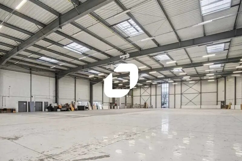 Bureau dans Le Mesnil-Amelot à louer - Photo de l’immeuble – Image 3 sur 26