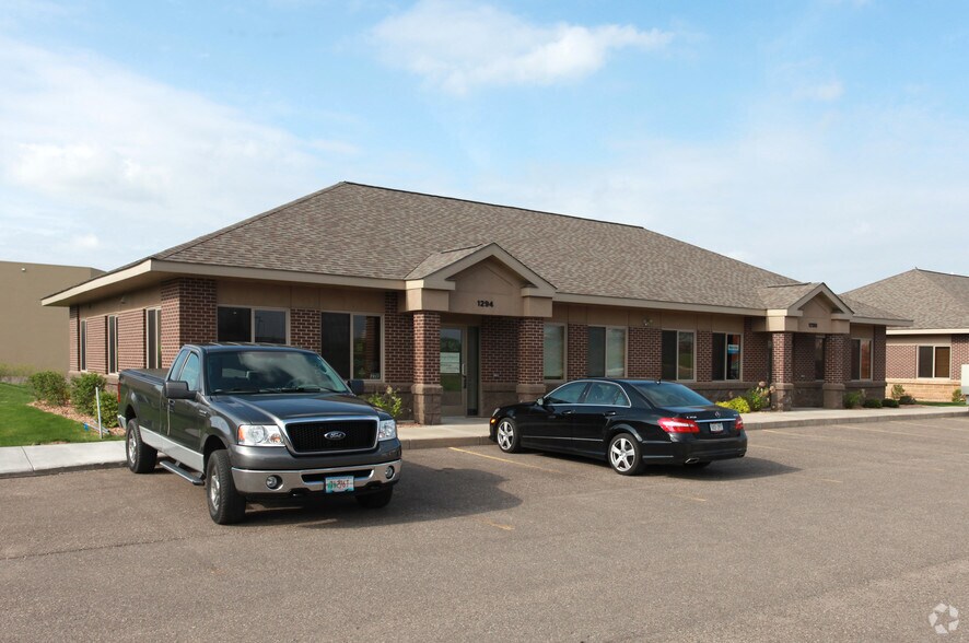 1330-1334 Hosford St, Hudson, WI à louer - Photo principale – Image 1 sur 8