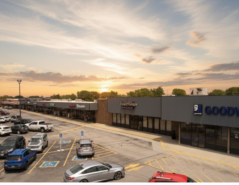 505 N Ankeny Blvd, Ankeny, IA à louer - Photo de l’immeuble – Image 1 sur 10