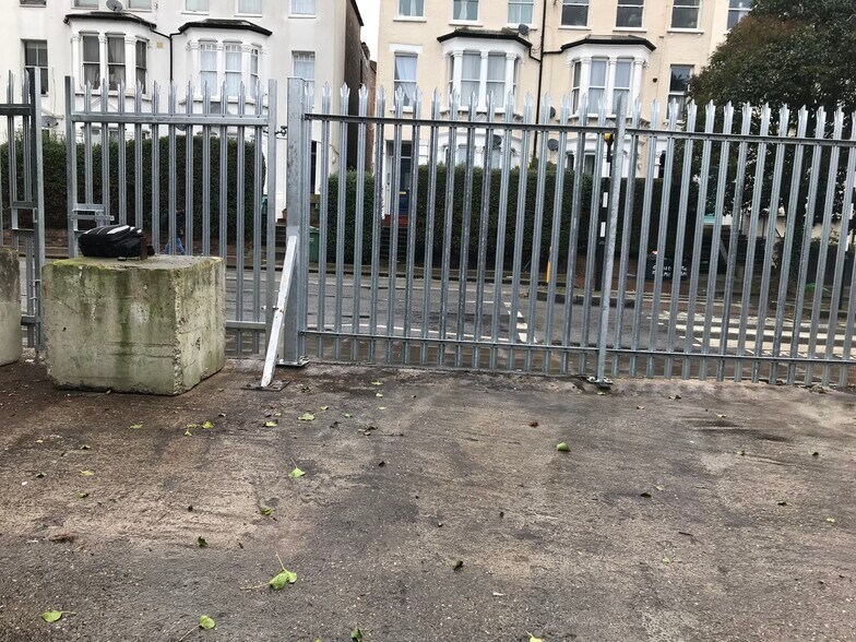 22 Mill Ln, Londres à louer - Photo de l’immeuble – Image 2 sur 2